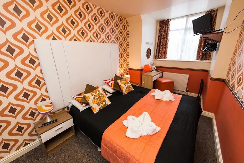 The Scarborough Travel And Holiday Lodge