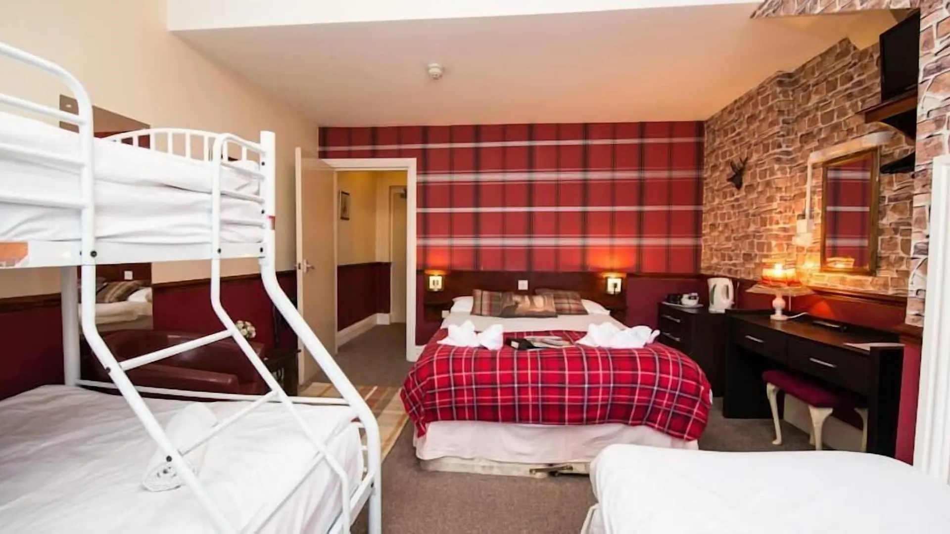 The Scarborough Travel And Holiday Lodge Guest house