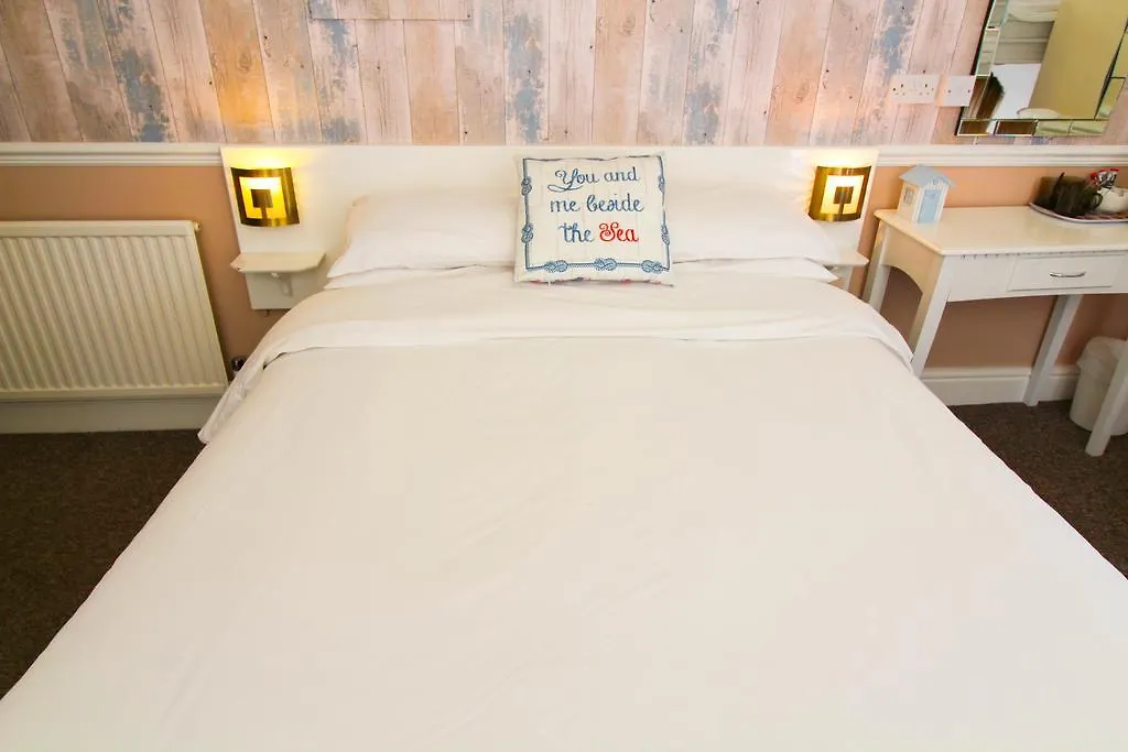Guest house The Scarborough Travel And Holiday Lodge